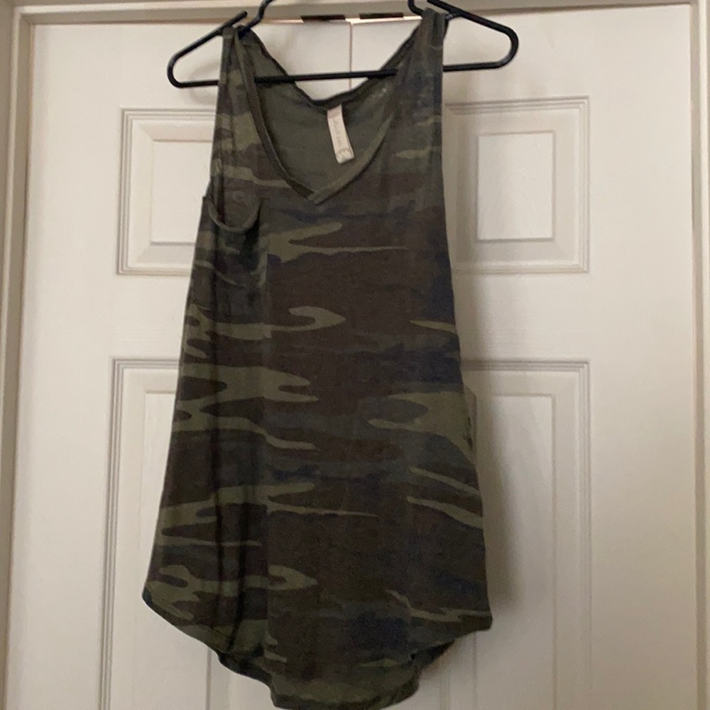 Altard state camp top